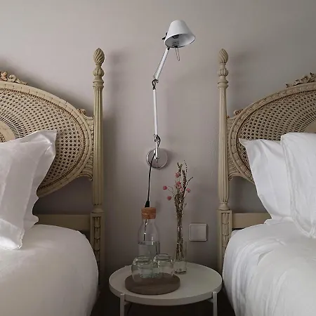 Casa Do Adro, Casaspensadas Juncal (Leiria)